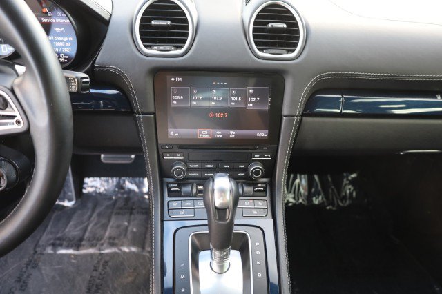 Used 2018 Porsche 718 Cayman w/ Sport Chrono Package RWD image 34