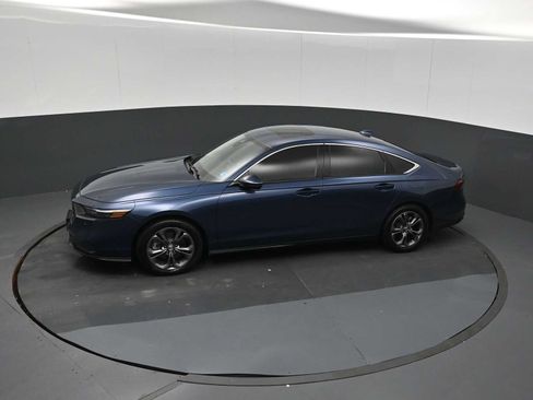 Used 2023 Honda Accord EX-L image 13