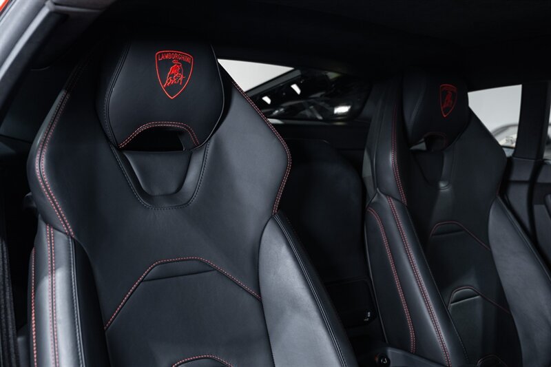 Used 2020 Lamborghini Huracan EVO AWD/4WD image 58
