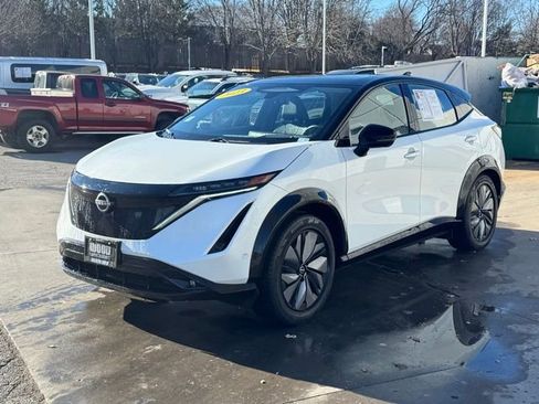 Used 2023 Nissan Ariya PLATINUM+ e-4ORCE image 3