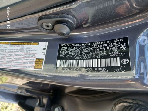 Used 2015 Toyota Prius Four image 10