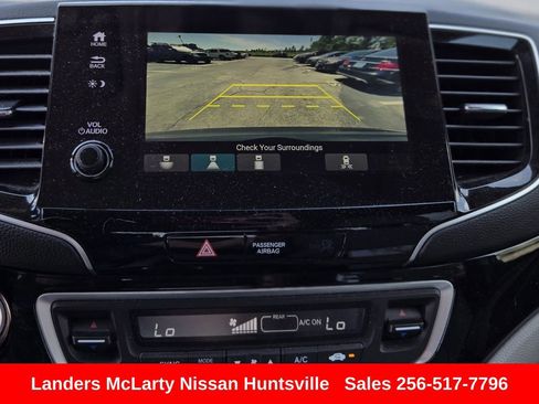 Used 2021 Honda Pilot Touring image 23