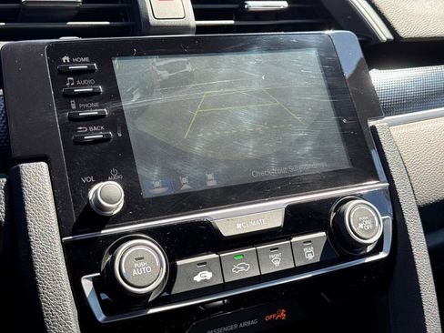 Used 2019 Honda Civic Sport image 24