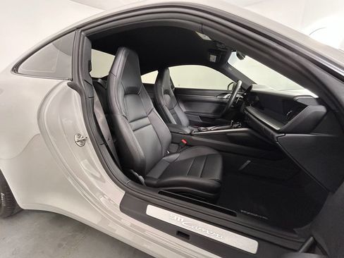 Certified 2025 Porsche 911 Carrera RWD image 24