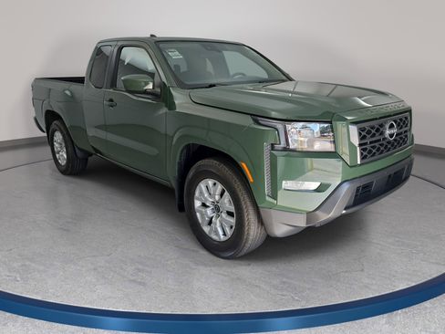 Certified 2023 Nissan Frontier SV w/ SV Convenience Package RWD image 3