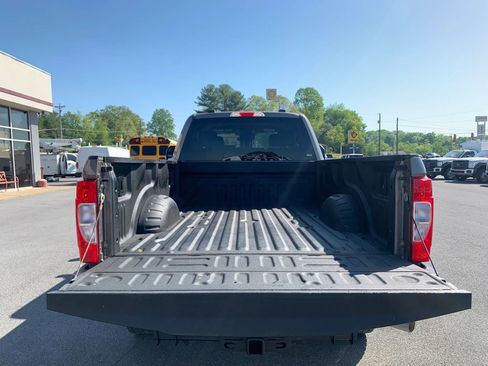Used 2020 Ford F250 XL w/ Power Equipment Group AWD/4WD image 30