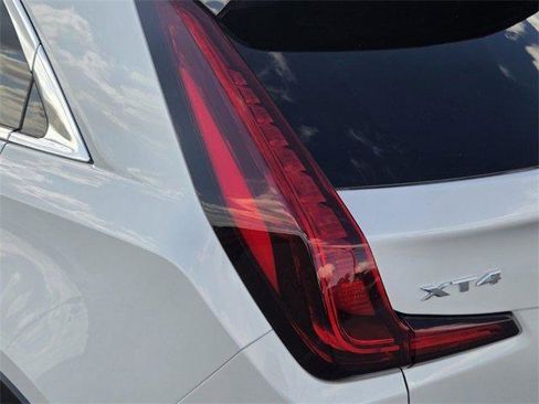 Certified 2024 Cadillac XT4 Premium Luxury image 11