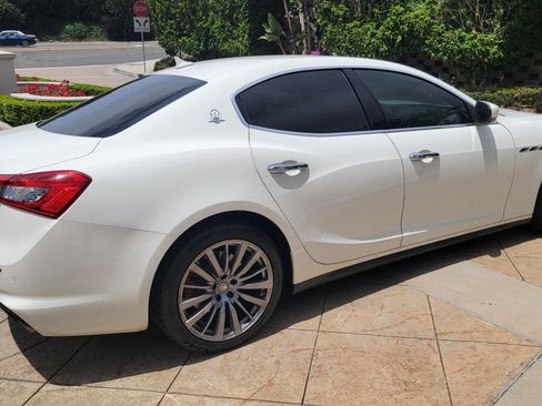 Used 2019 Maserati Ghibli RWD image 5