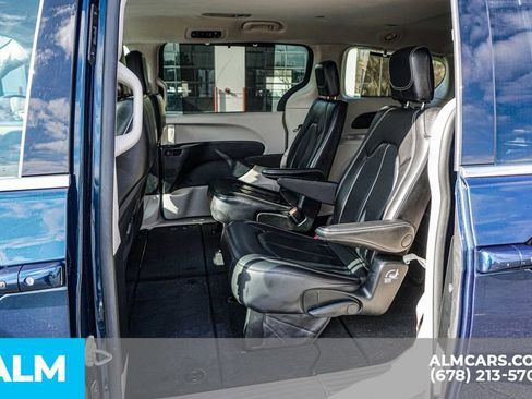 Used 2022 Chrysler Pacifica Touring-L image 21