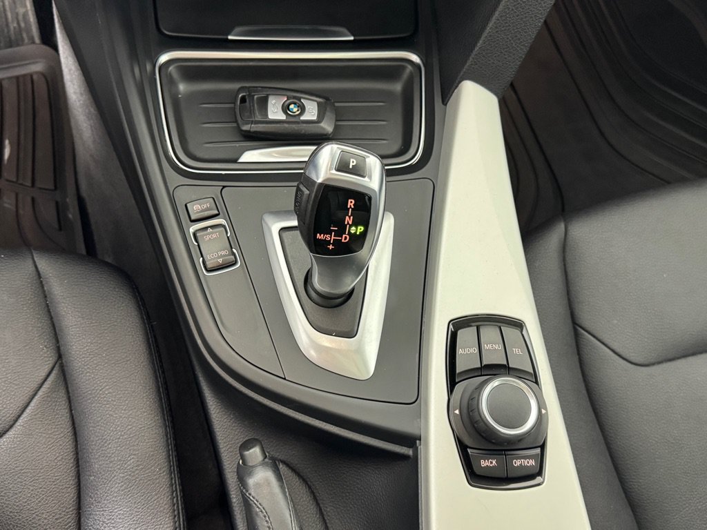 Used 2013 BMW 328i xDrive Sedan AWD/4WD image 17