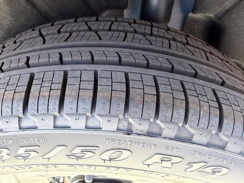 New 2026 Volkswagen Tiguan SE image 33