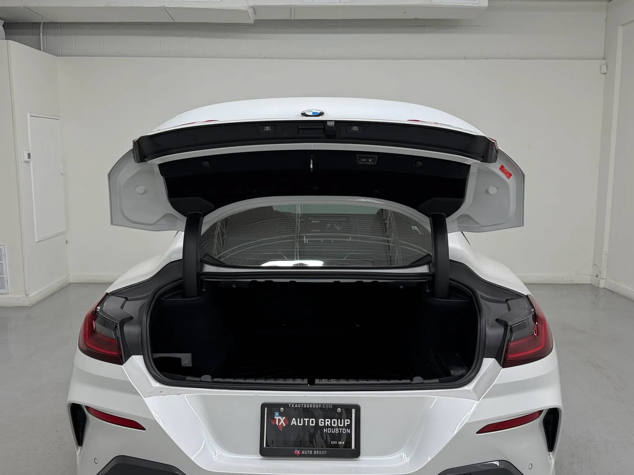 Used 2024 BMW M850i xDrive Coupe AWD/4WD image 81