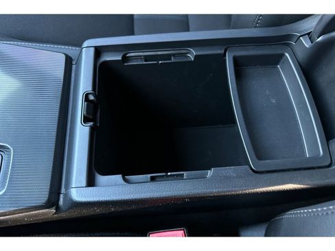 Certified 2025 Honda Civic Sport image 32