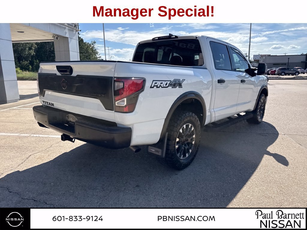 Used 2023 Nissan Titan PRO-4X w/ Pro-4x Convenience Package AWD/4WD image 8