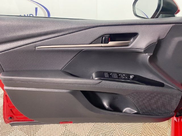 Used 2025 Toyota Camry SE FWD image 20