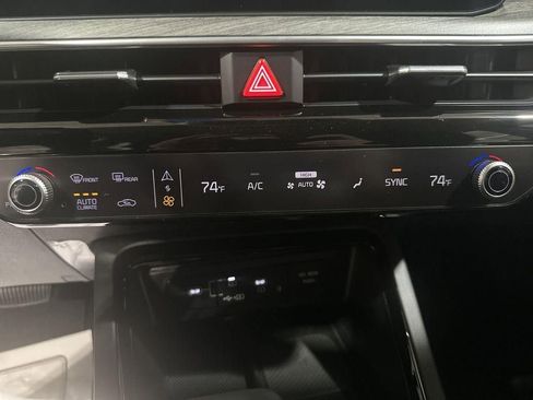 New 2026 Kia K5 EX FWD image 18