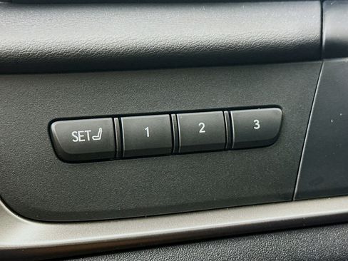 Used 2023 Lexus RZ 450e Premium w/ Accessory Package (2T) image 17