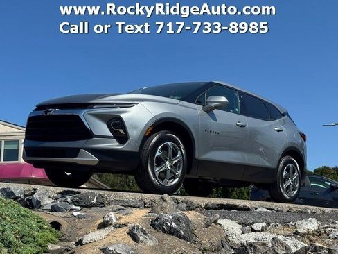 Used 2023 Chevrolet Blazer LT AWD/4WD image 1