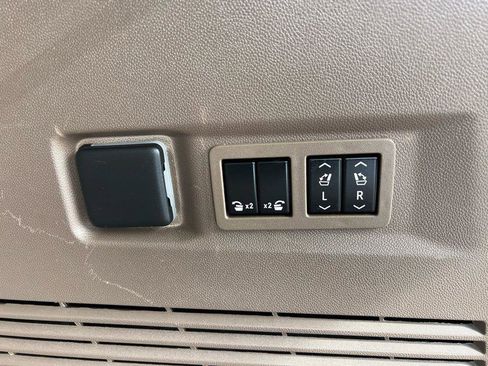 Used 2021 GMC Yukon Denali image 26