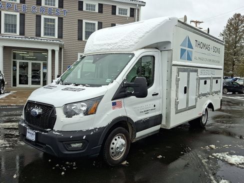 Used 2023 Ford Transit 350 DRW image 1