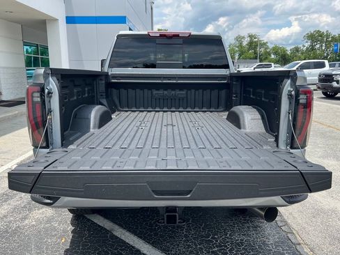 New 2026 GMC Sierra 2500 AT4 w/ AT4 Premium Plus Package AWD/4WD image 10