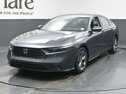 Used 2023 Honda Accord EX-L image 32