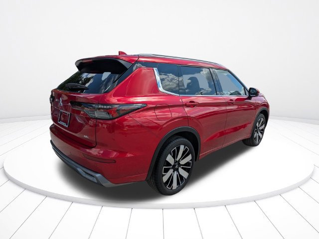 New 2026 Mitsubishi Outlander SEL FWD image 4