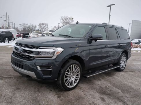 Certified 2023 Ford Expedition Limited image 4