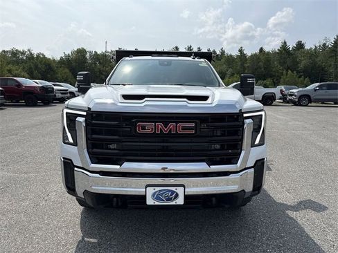 New 2025 GMC Sierra 3500 Pro w/ Convenience Package image 29