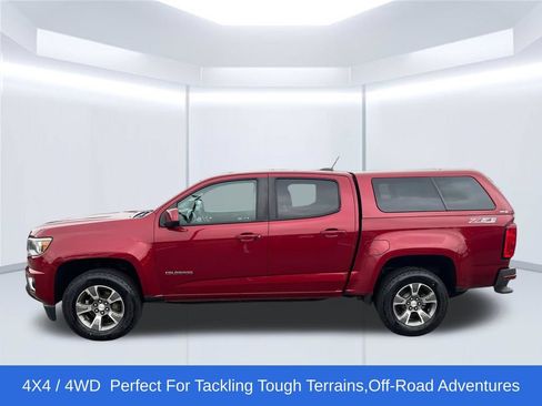 Used 2018 Chevrolet Colorado Z71 AWD/4WD image 2