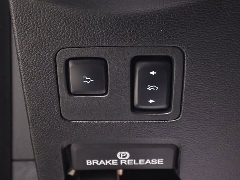 Used 2017 Ford F250 Platinum w/ Platinum Ultimate Package image 29