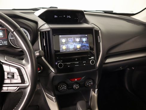 Used 2022 Subaru Forester Premium image 5