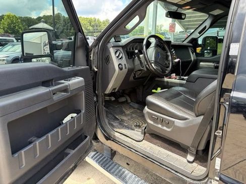 Used 2016 Ford F350 Lariat w/ Lariat Ultimate Package AWD/4WD image 25