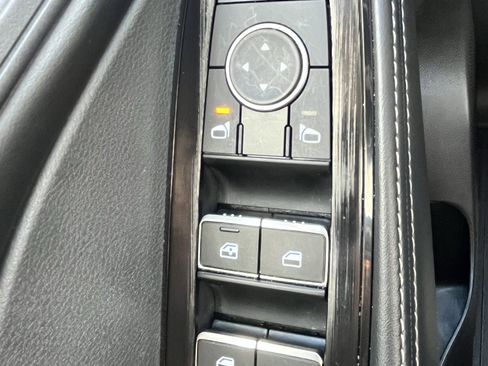 Used 2026 Nissan Rogue SL AWD/4WD image 23