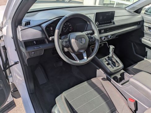 Used 2023 Honda CR-V Sport image 16