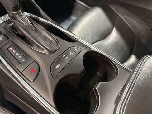 Used 2017 Chevrolet Volt Premier w/ Driver Confidence II Package FWD image 32