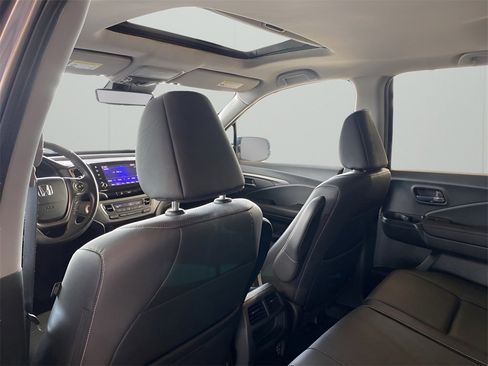 Used 2023 Honda Ridgeline RTL-E image 14