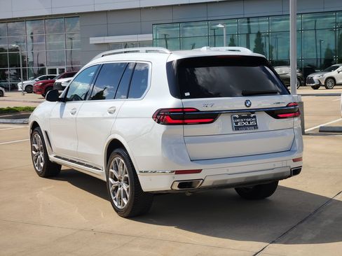 Used 2023 BMW X7 xDrive40i w/ Executive Package AWD/4WD image 5