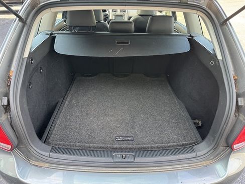 Used 2013 Volkswagen Jetta SE FWD image 12