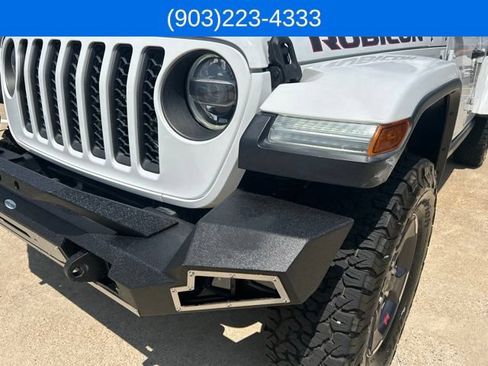 Used 2020 Jeep Gladiator Rubicon AWD/4WD image 5