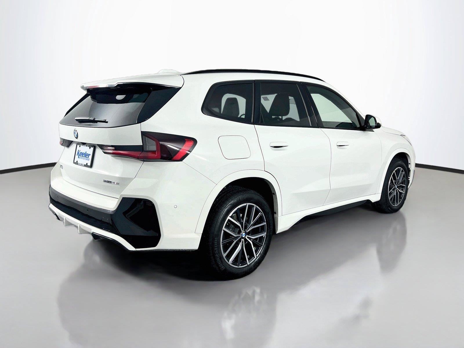 Used 2023 BMW X1 xDrive28i w/ Premium Package AWD/4WD image 6
