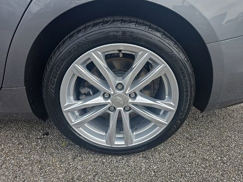 Used 2022 Cadillac CT4 Luxury w/ Cold Weather Package image 9