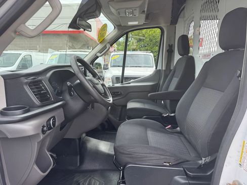 Used 2020 Ford Transit 250 Medium Roof AWD w/ Load Area Protection Package image 23