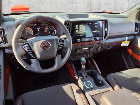 New 2026 Nissan Frontier PRO-4X w/ Pro-4x Convenience Package image 5