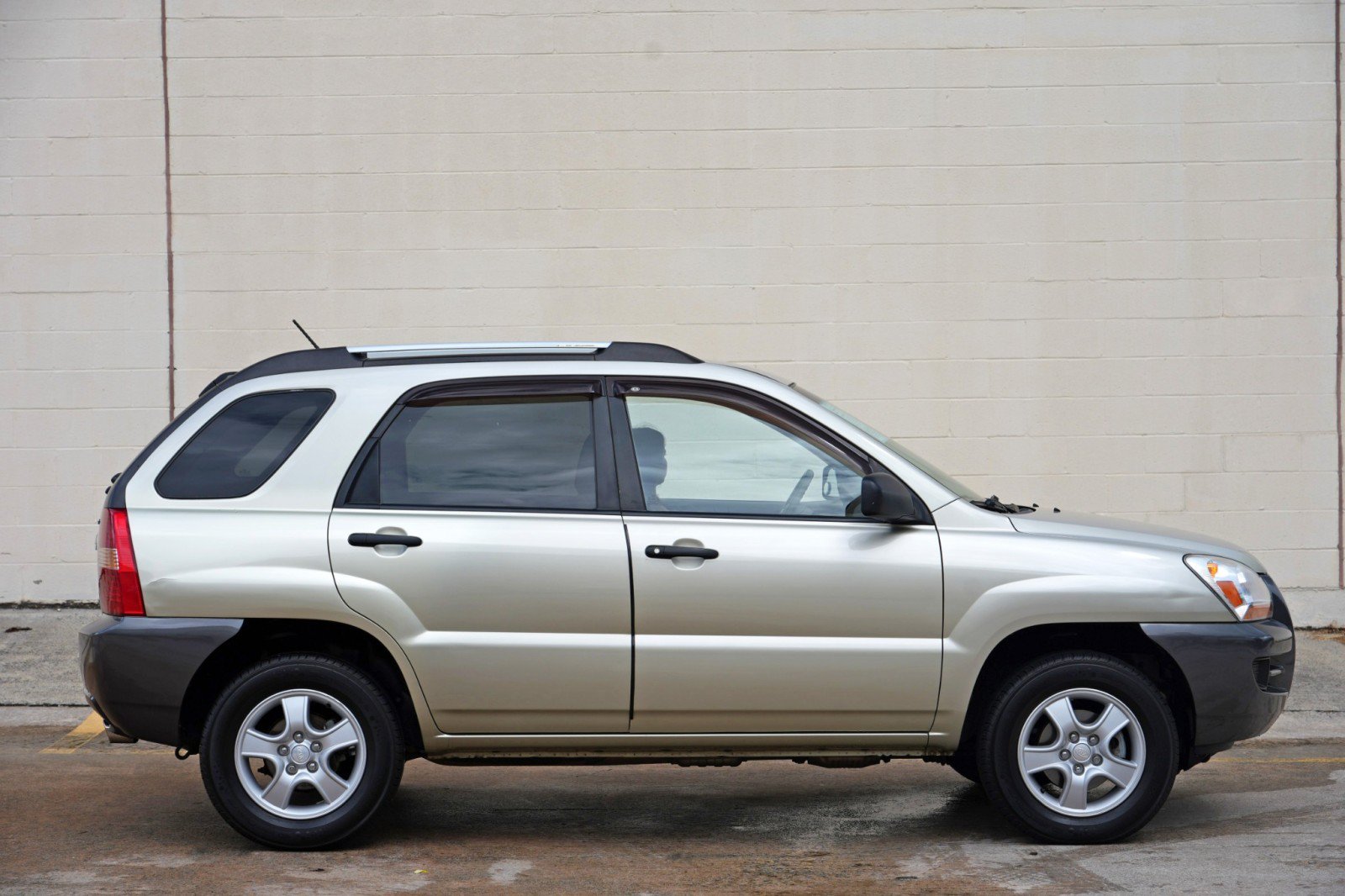 Used 2007 Kia Sportage LX FWD image 42