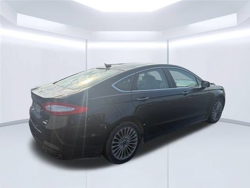 Used 2015 Ford Fusion Titanium FWD image 5