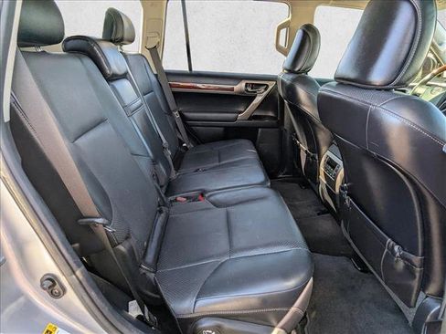 Used 2010 Lexus GX 460 image 23