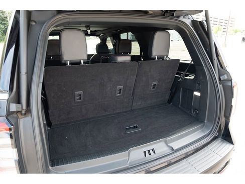 Used 2024 Ford Expedition Limited RWD image 34