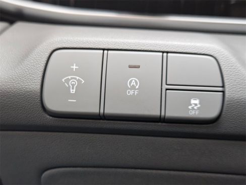 New 2025 Hyundai Elantra SE image 20