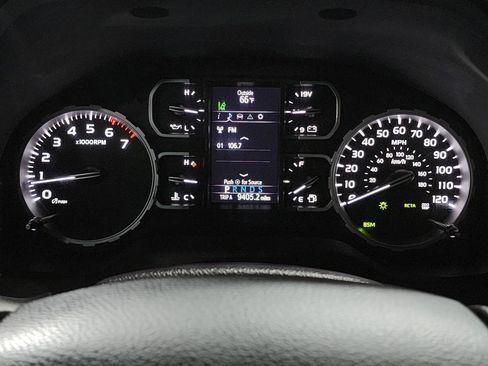 Used 2021 Toyota Tundra SR5 w/ TRD Off-Road Package AWD/4WD image 19